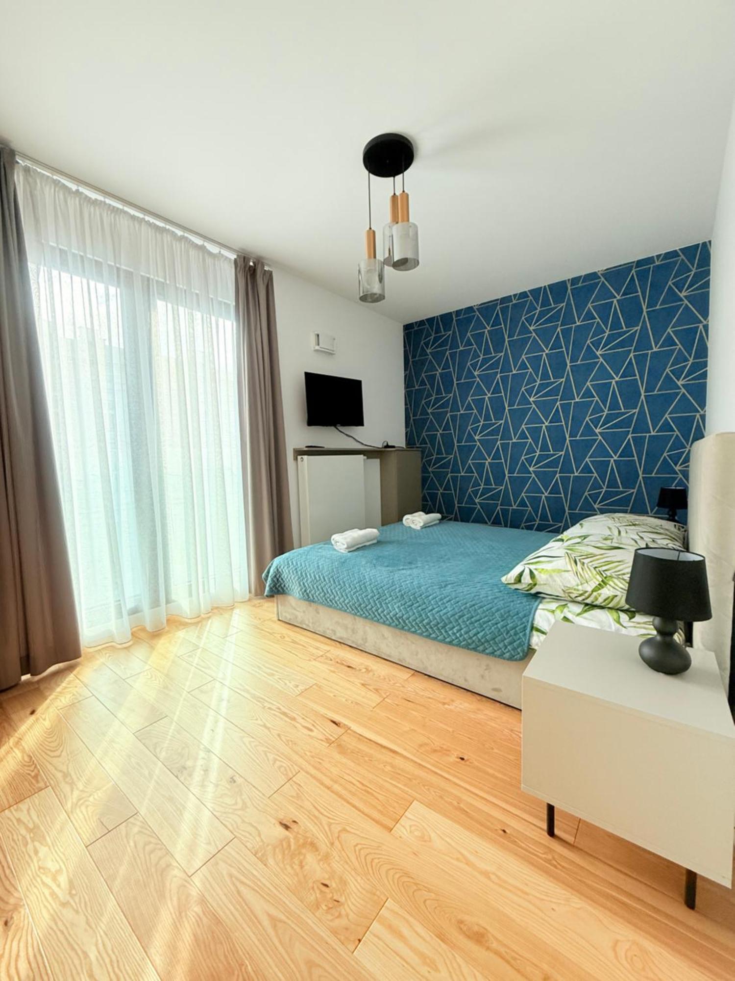 Vistula Avenue Apartment Free Parking, Swimming Pool, Sauna & Gym Cracovie Extérieur photo