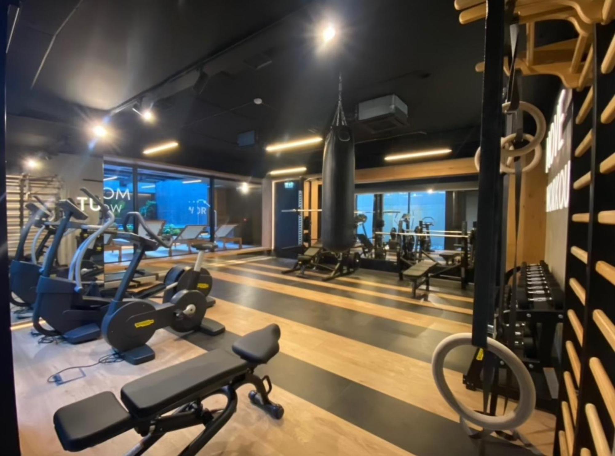 Vistula Avenue Apartment Free Parking, Swimming Pool, Sauna & Gym Cracovie Extérieur photo